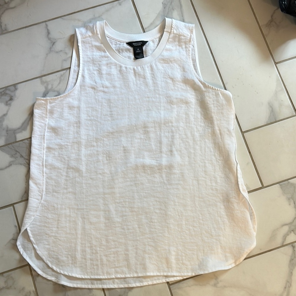 Simply Vera White Tank Top
